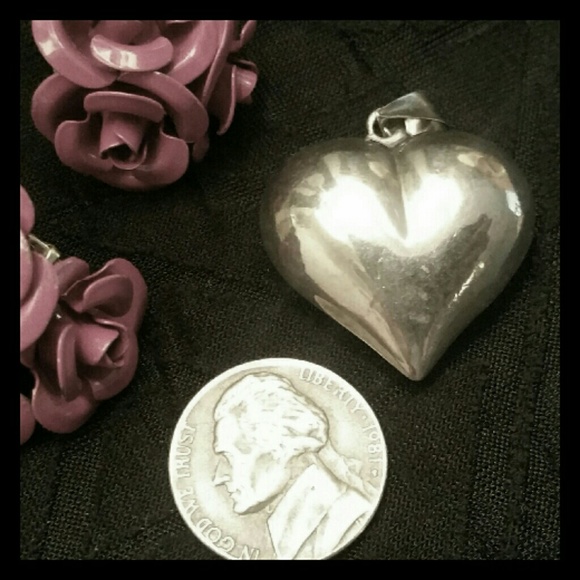 Vintage Venetian Chain & Puffy Heart - Picture 3 of 6